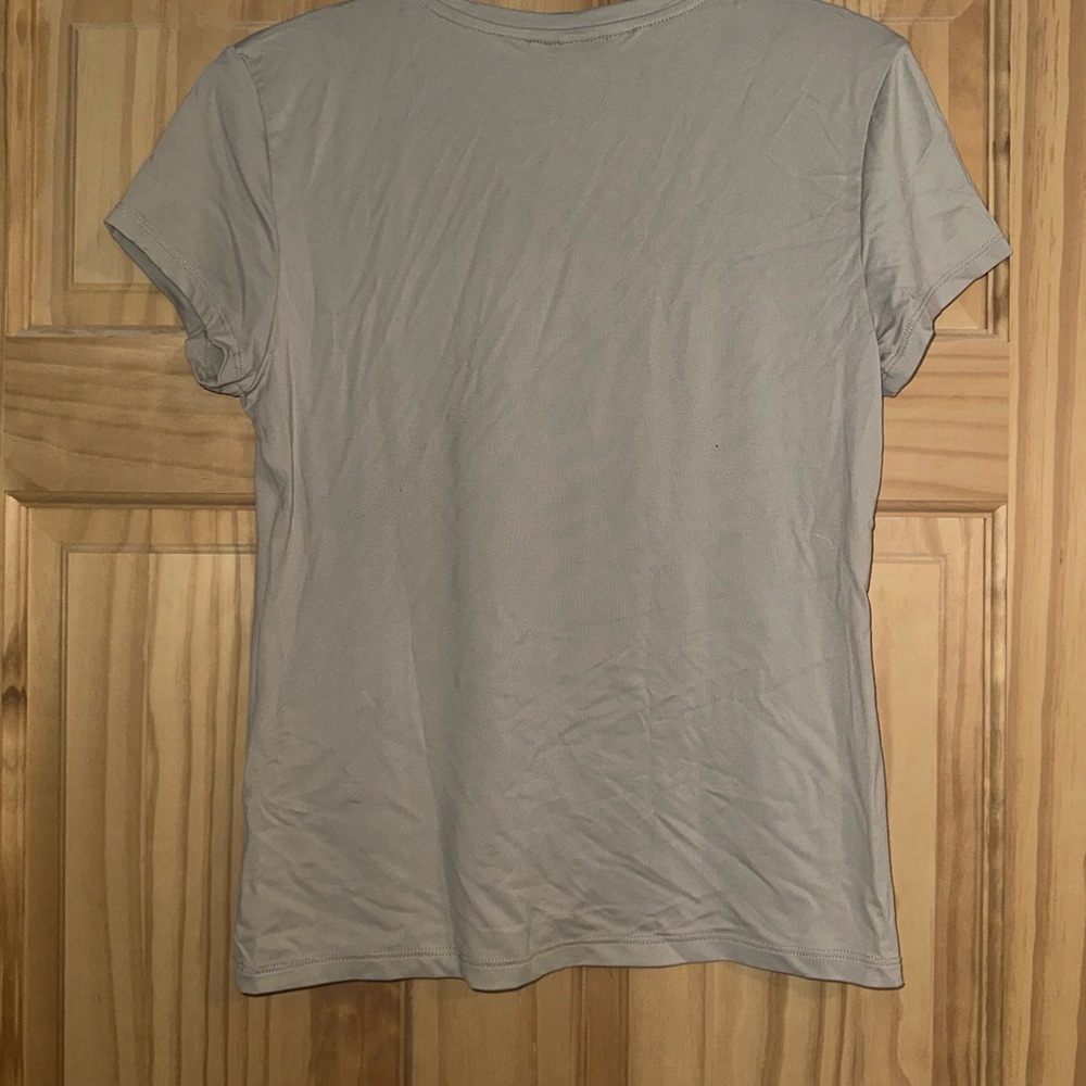 H&M Gray Fitted Short Sleeve T-Shirt - Picture 2 of 4